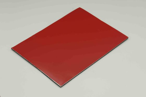 Κόκκινο κράμα αλουμινίου καφέ Pp Sandwich Panel Μέγεθος 5mm Σύνθετο πάνελ αλουμινίου Acp Sheet PE Aluminum Composite Panel Εξωτερικό HDPE Coated